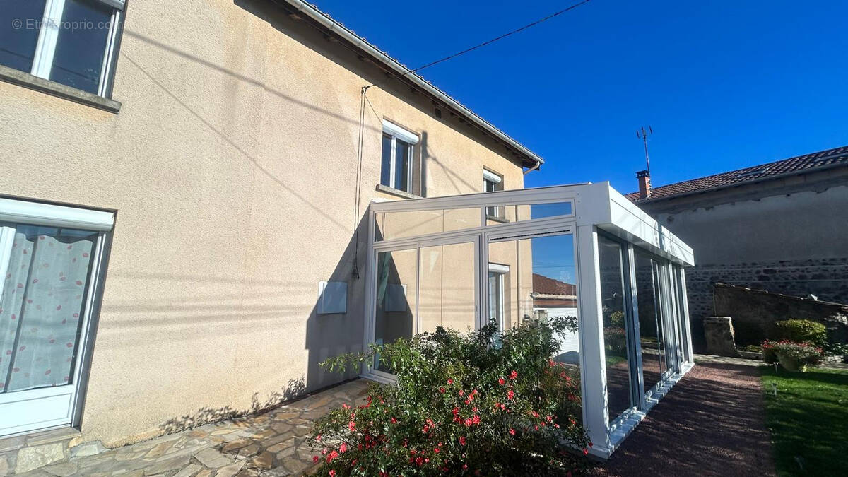 Maison à SAINT-GALMIER