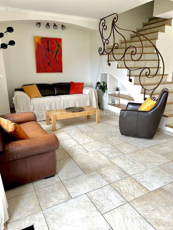 IMG_9932 - Maison à VARENNES-JARCY