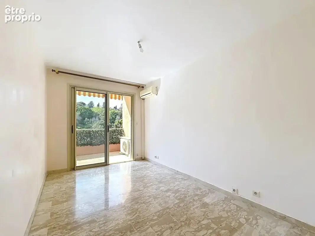 Appartement 3 pieces - piscine - parking - calme - photo 12