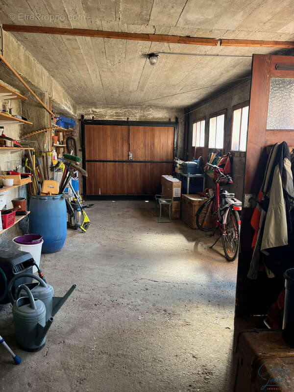 EXCLUSIF ! Immeuble investisseur composé de 3 appartements loués. - photo 6