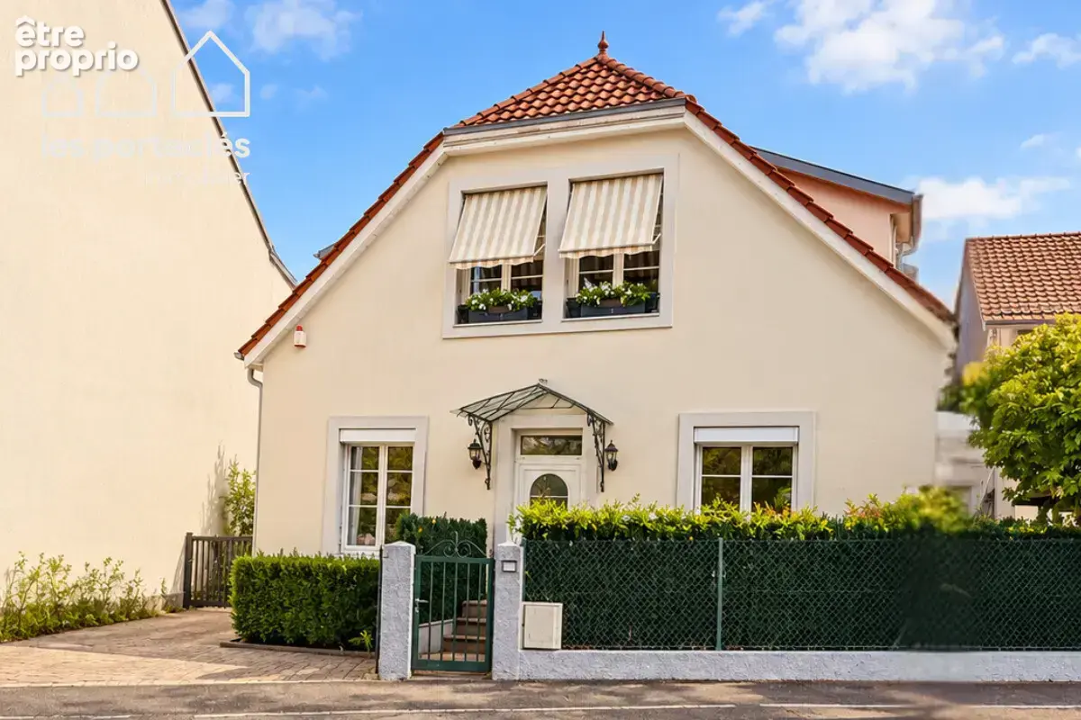 Appartement rez-de-chaussée - 4P 103 m² - parking et cave - photo 8