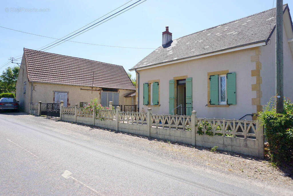 Maison à DIGOIN