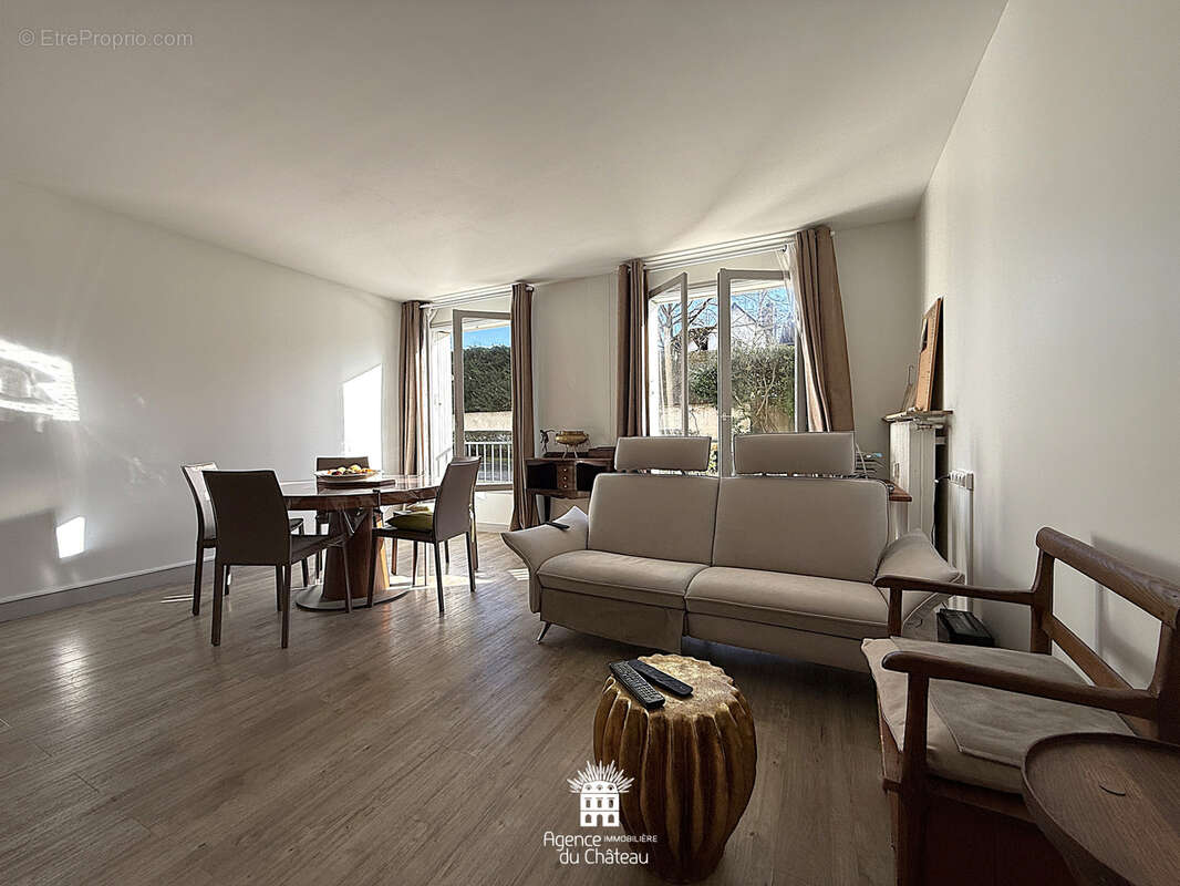 Appartement à VERSAILLES