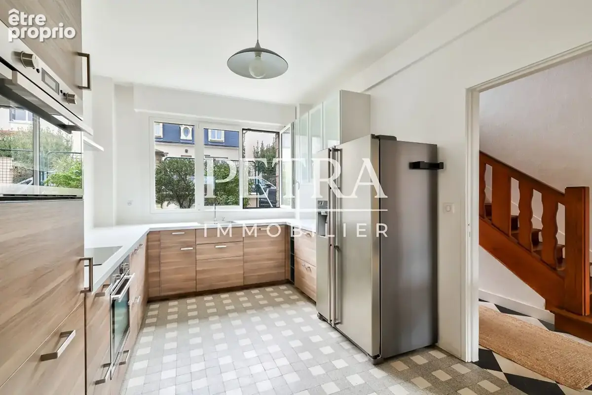 Maison L'Hay Les Roses 7 pièces 200 m2 - Quartier Blondeaux - photo 3
