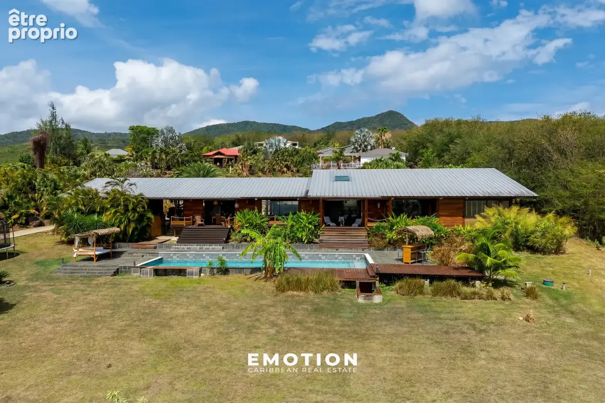 Villa T6 R+1 288 m2 - Vue mer panoramique - DESHAIES - photo 18
