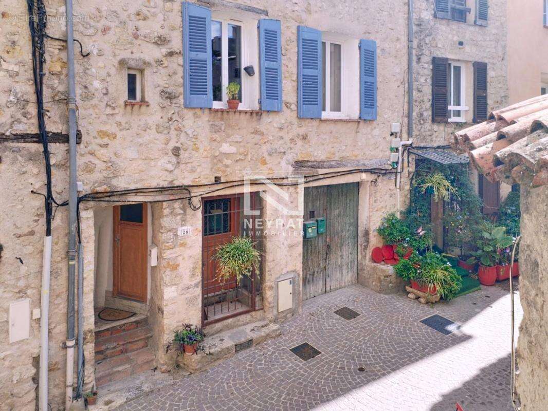 Appartement à FAYENCE