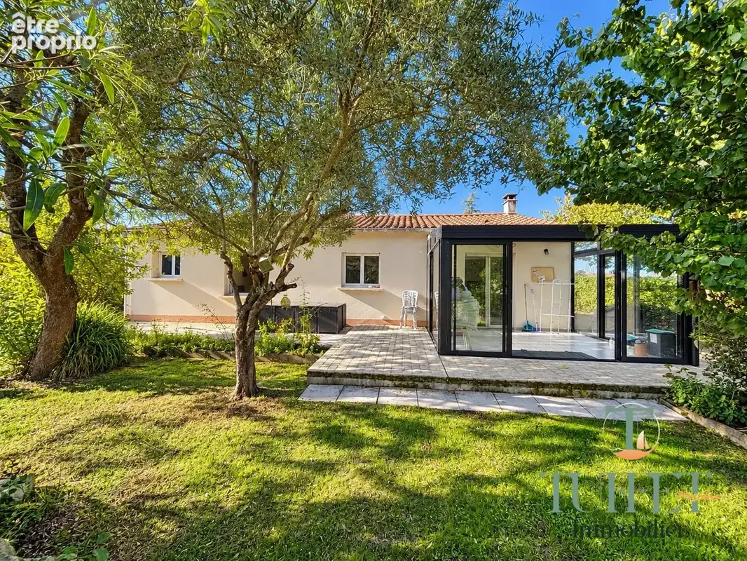 Maison 9 pièces 192 m² à vendre à Saint-Sulpice-De-Royan (17200) - photo 2