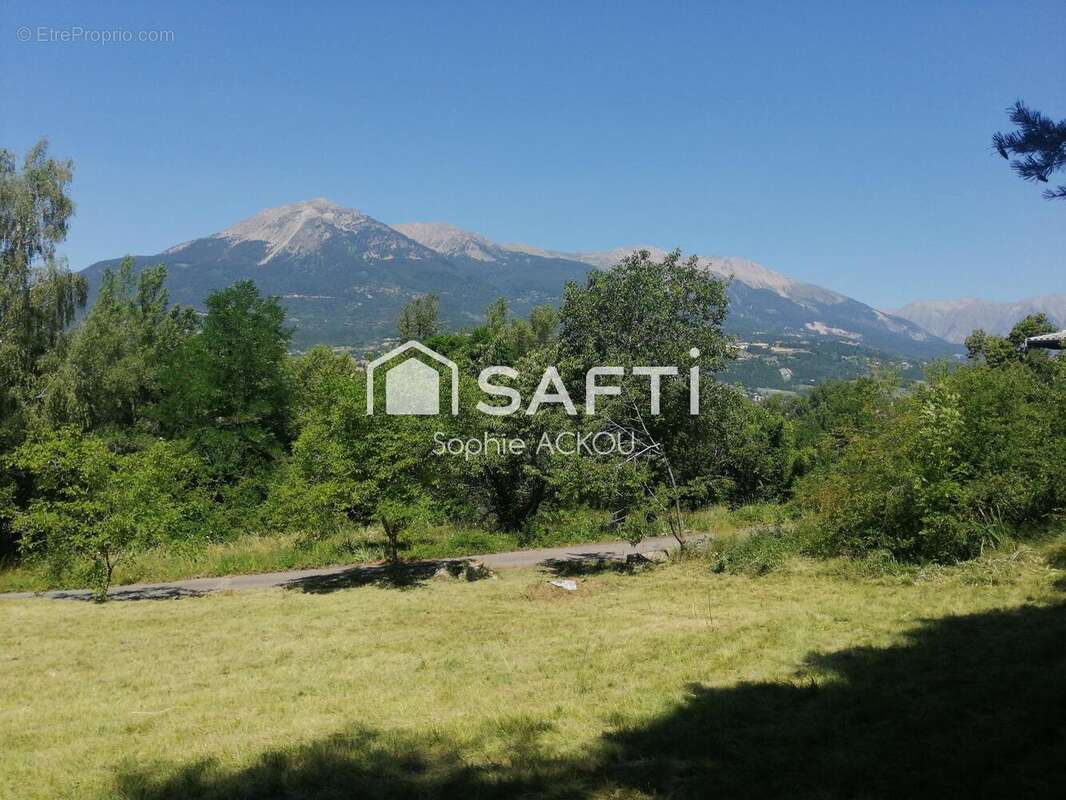 Terrain 1434 m² à Saint-Sauveur  - photo 4