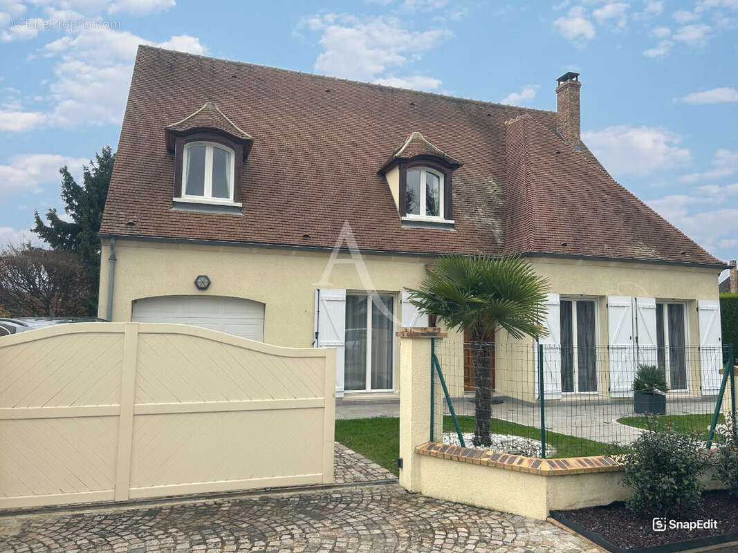 Maison à SAINT-PRIX