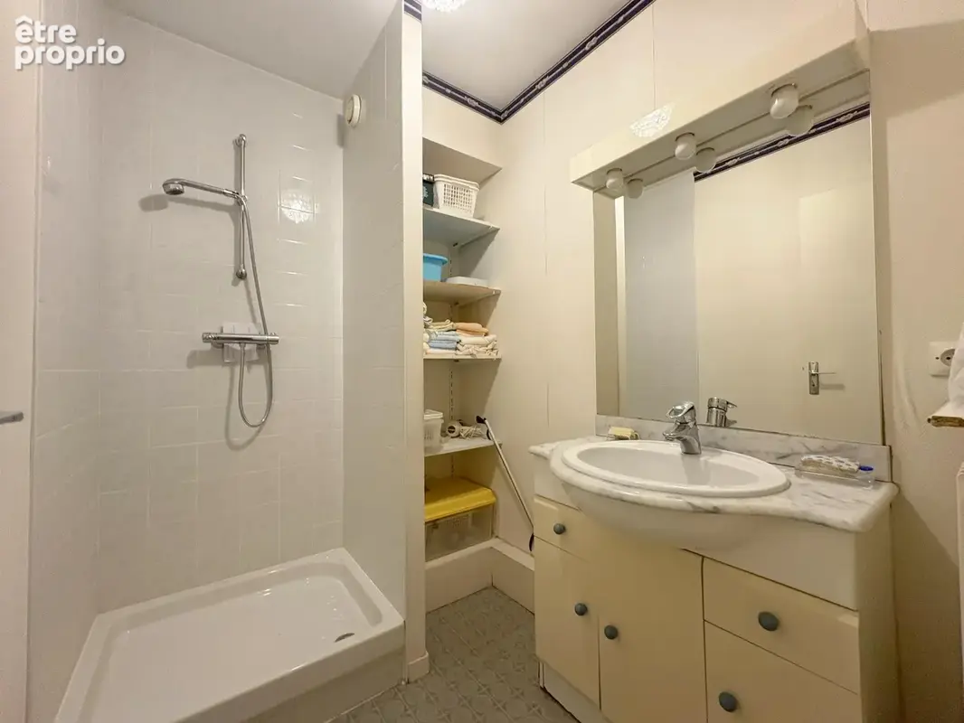 Appartement 4 pièces 84 m² à vendre à Granville (50400) - photo 8