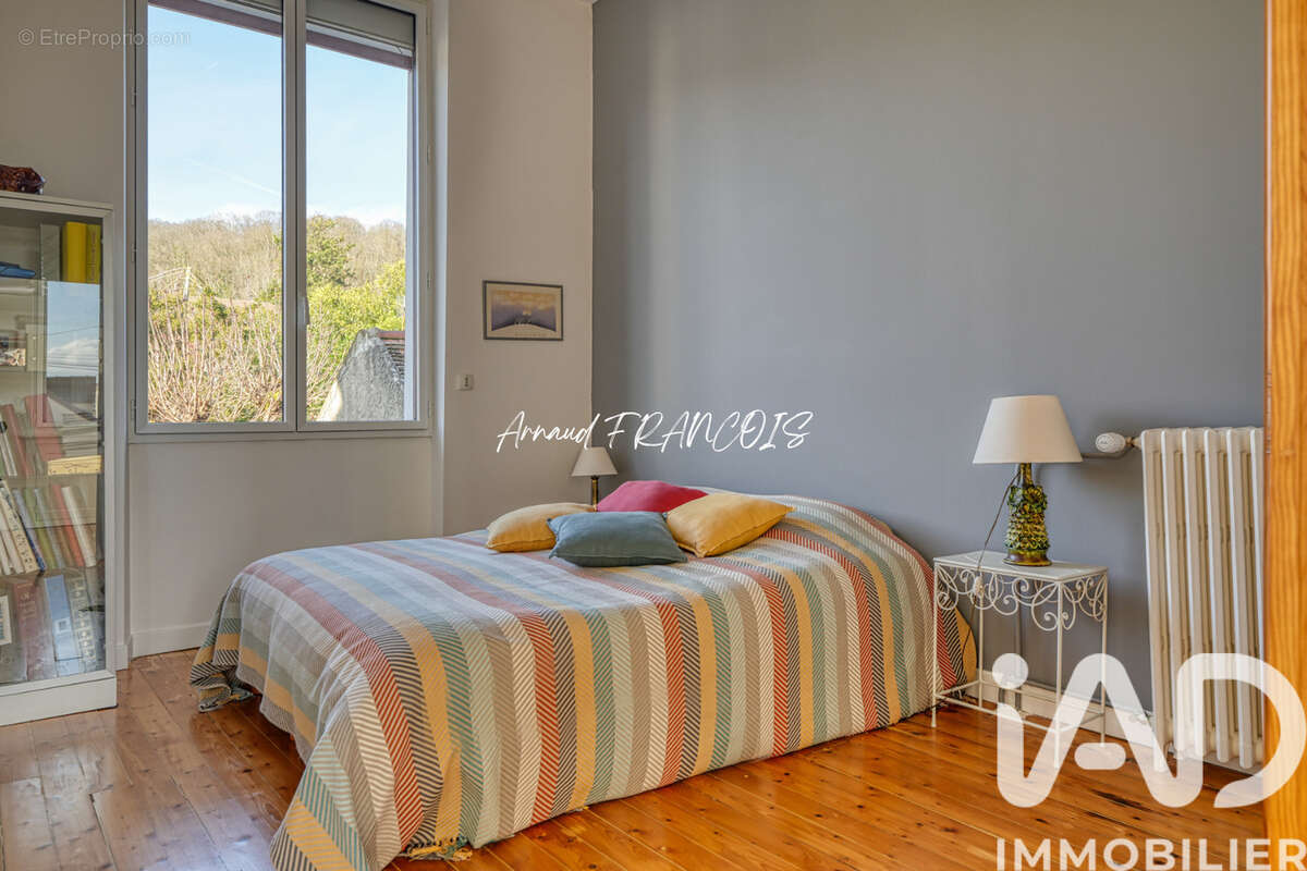 Photo 5 - Maison à CHANTELOUP-LES-VIGNES