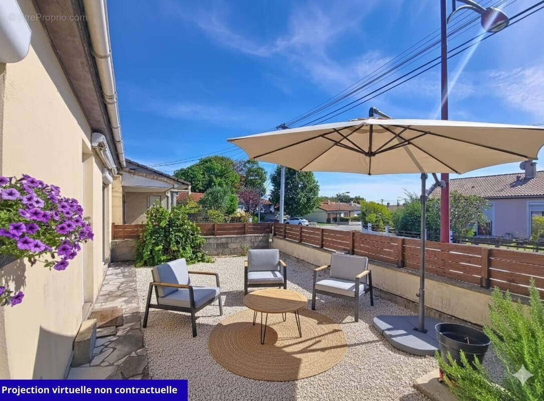 Maison à CARBON-BLANC