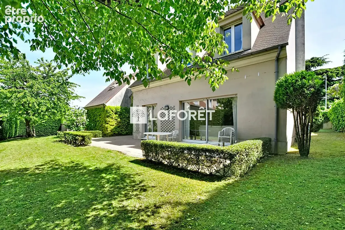 Maison Familiale 9 Pièces - Louveciennes - Jardin & Calme Absolu - photo 14