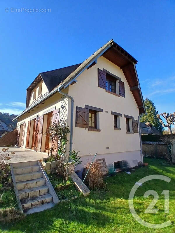 Maison 109 m² à La Chapelle-Reanville  - photo 9