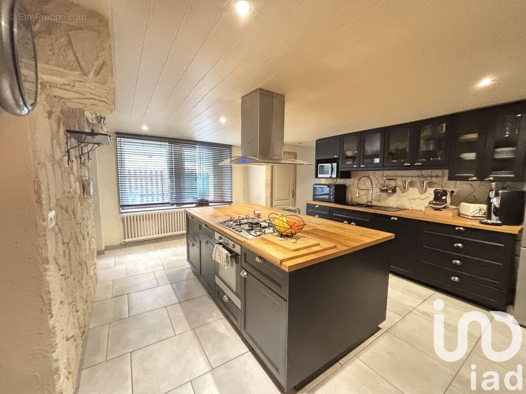 Photo 1 - Maison à ILLOUD