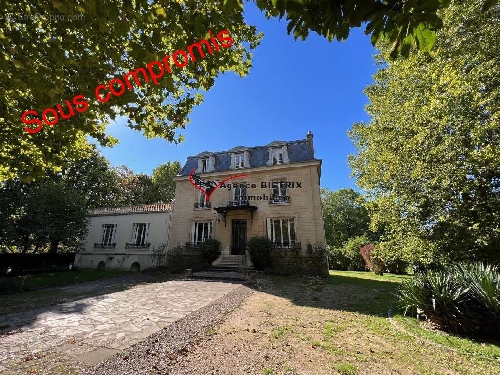 Maison à MERIEL