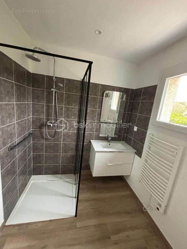 Maison à RIBAUTE-LES-TAVERNES