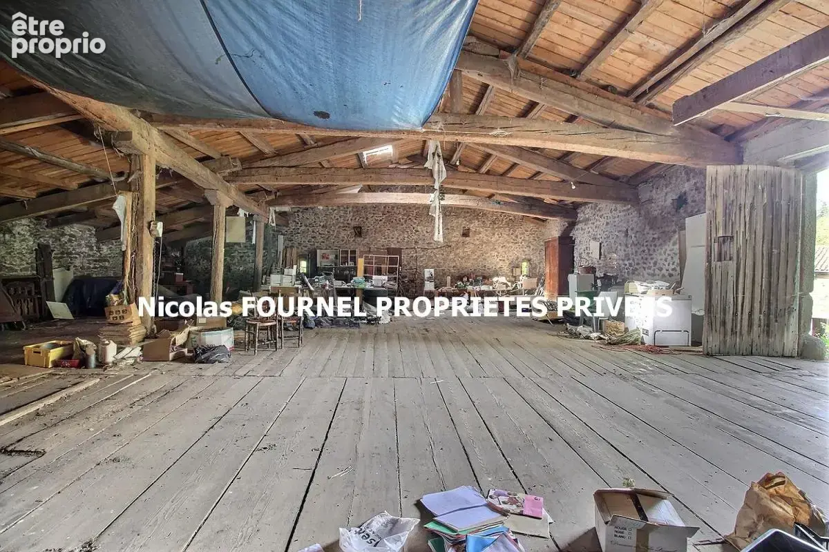Saint Genest Malifaux 42660 corps de ferme avec cour fermée 215m² habitables 4 chambres, écurie-grange sur 1300m² de terrain - photo 14