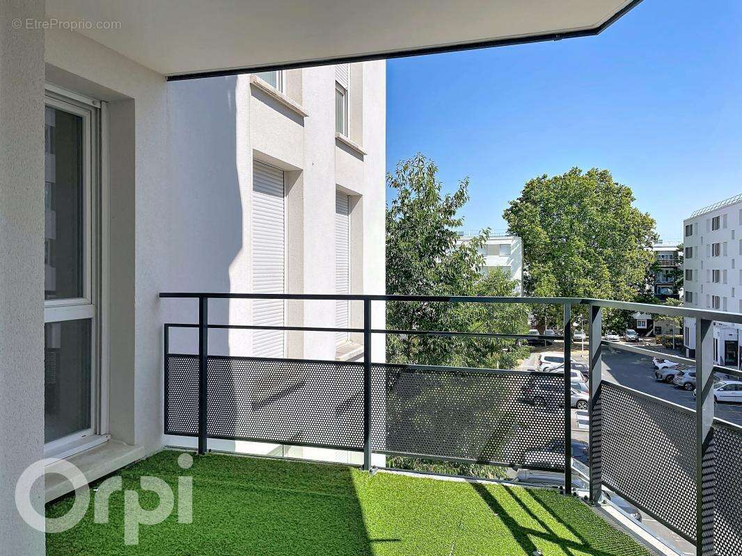 APPARTEMENT 2 PIECES - 40m2 - proche commerces - photo 9