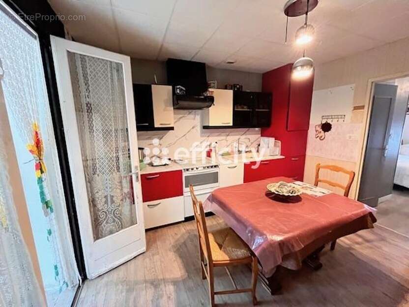 Maison 115 m² à Semussac  - photo 5