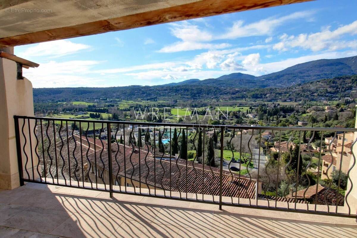 Appartement à FAYENCE