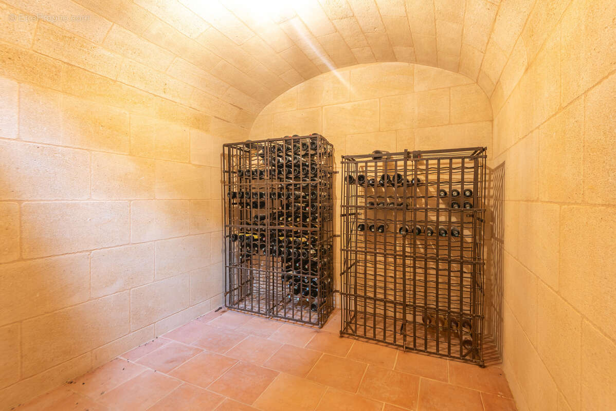 Maison à SAINT-CAPRAIS-DE-BORDEAUX