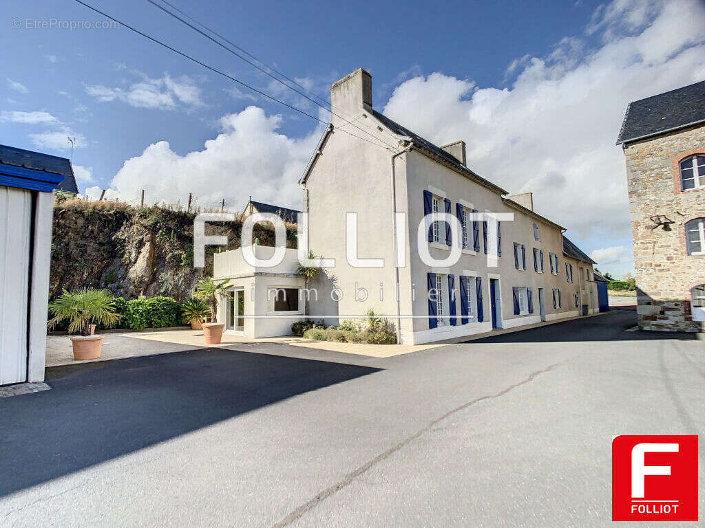 Maison à QUETTREVILLE-SUR-SIENNE