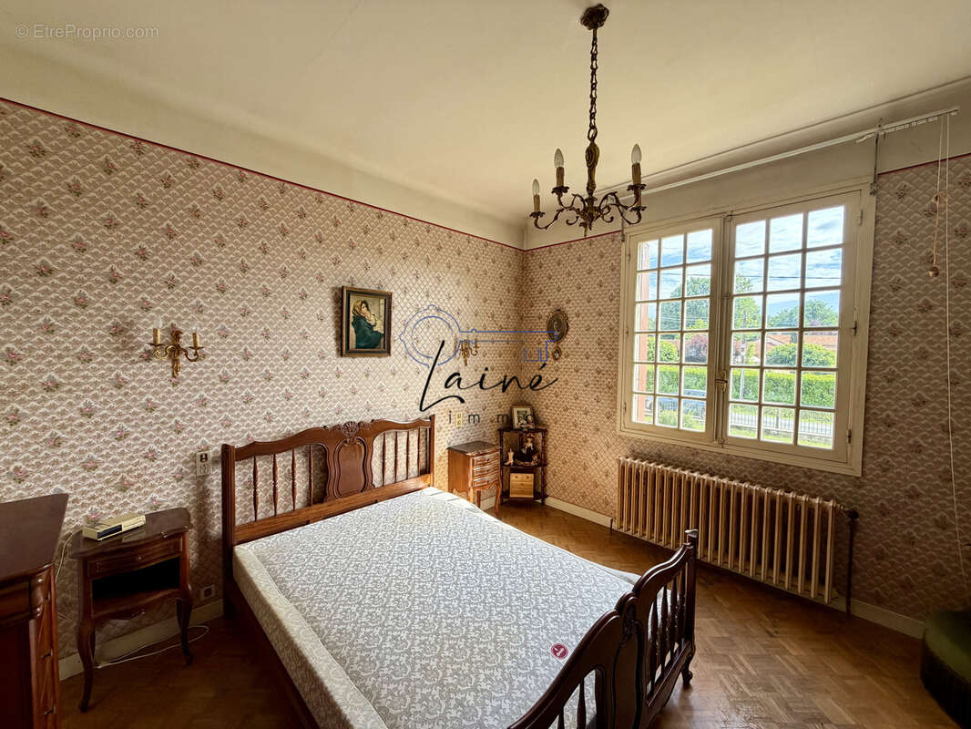Maison à CREYSSE
