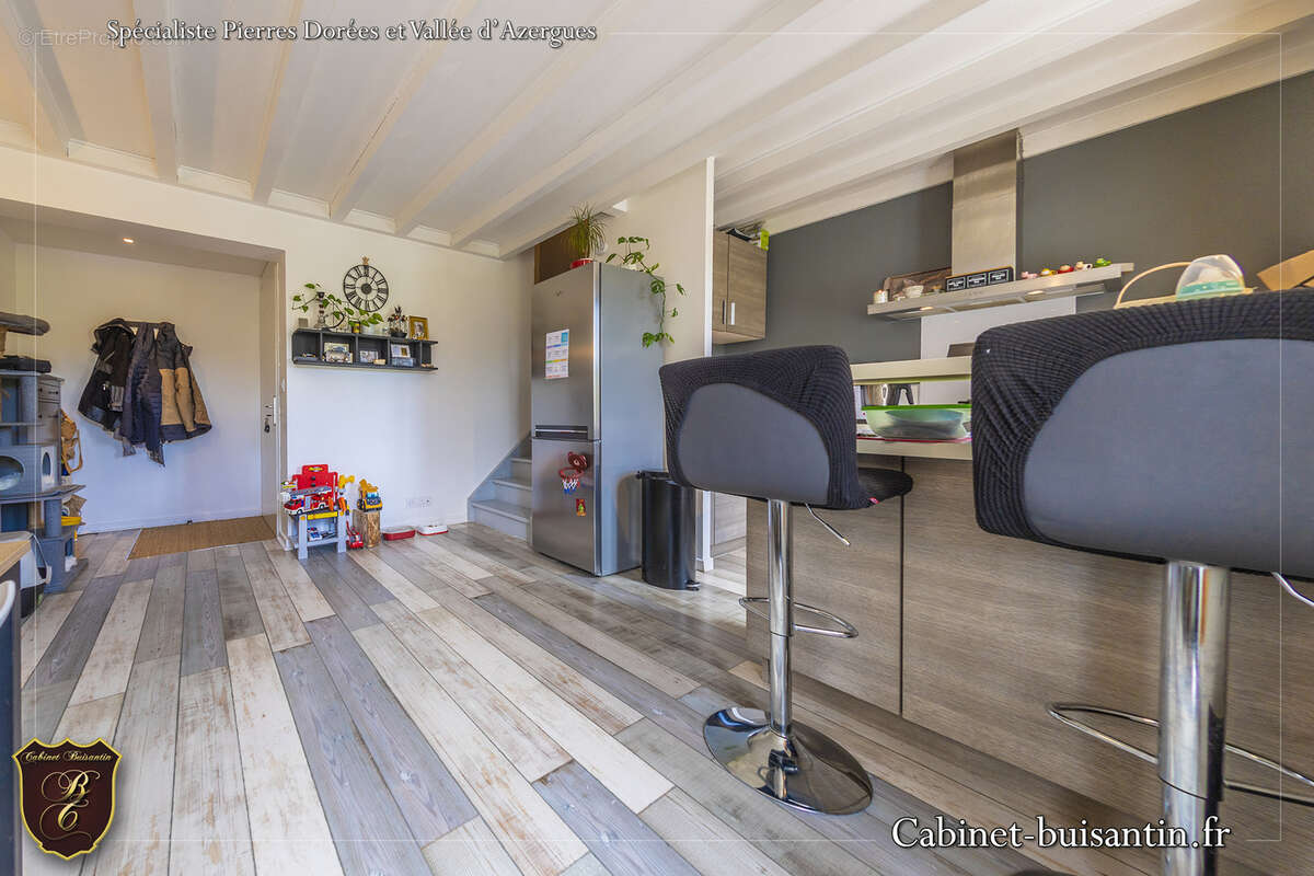 Appartement à LE BOIS-D'OINGT