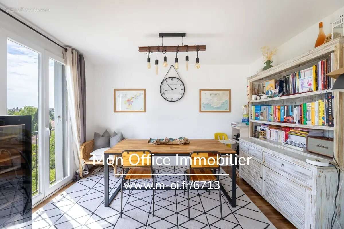 Référence : 6713-PAN - Appartement 3 pièces de 69 m² à Aix-En-Provence - photo 3