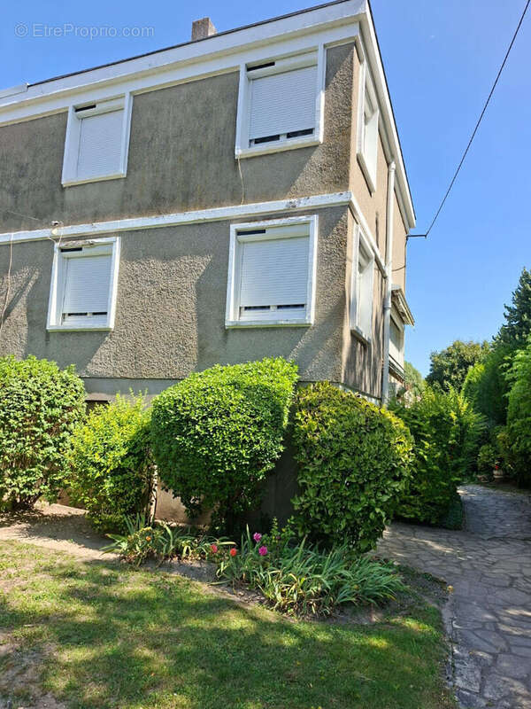 Maison à ETAMPES