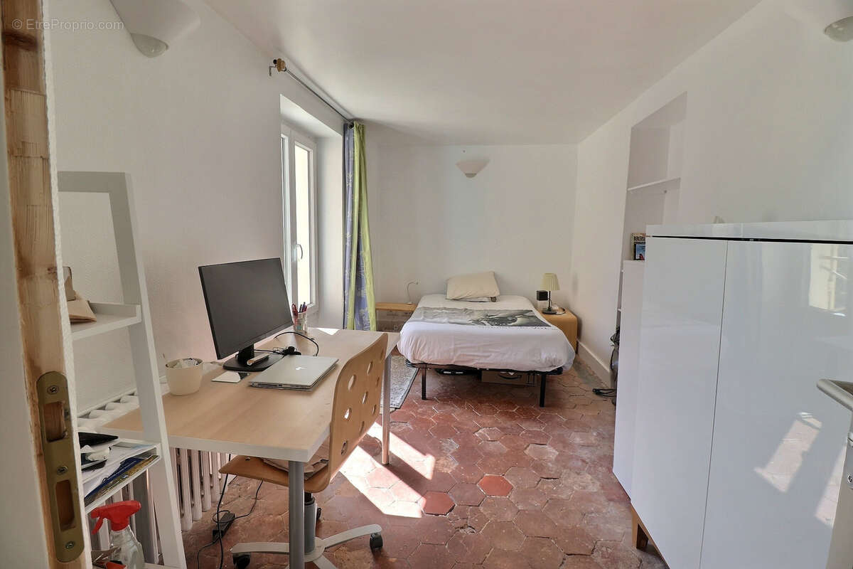 Maison à SAINT-NOM-LA-BRETECHE