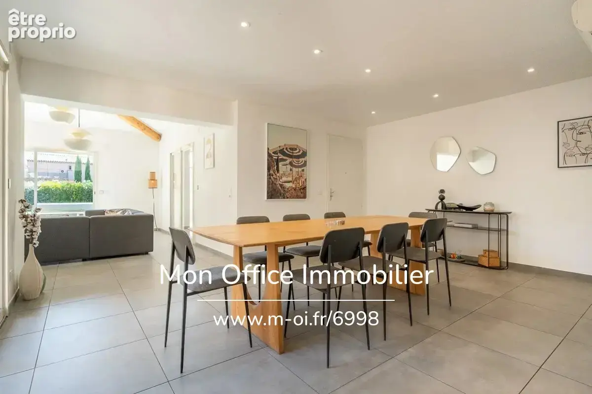 Référence : 6998-les. - villa moderne à 1 min de la plage avec piscine et garage à grimaud - photo 11