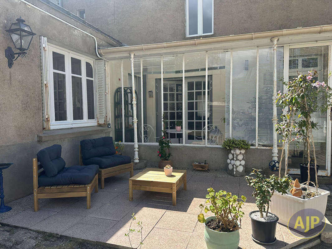 Maison à LE TEMPLE-DE-BRETAGNE