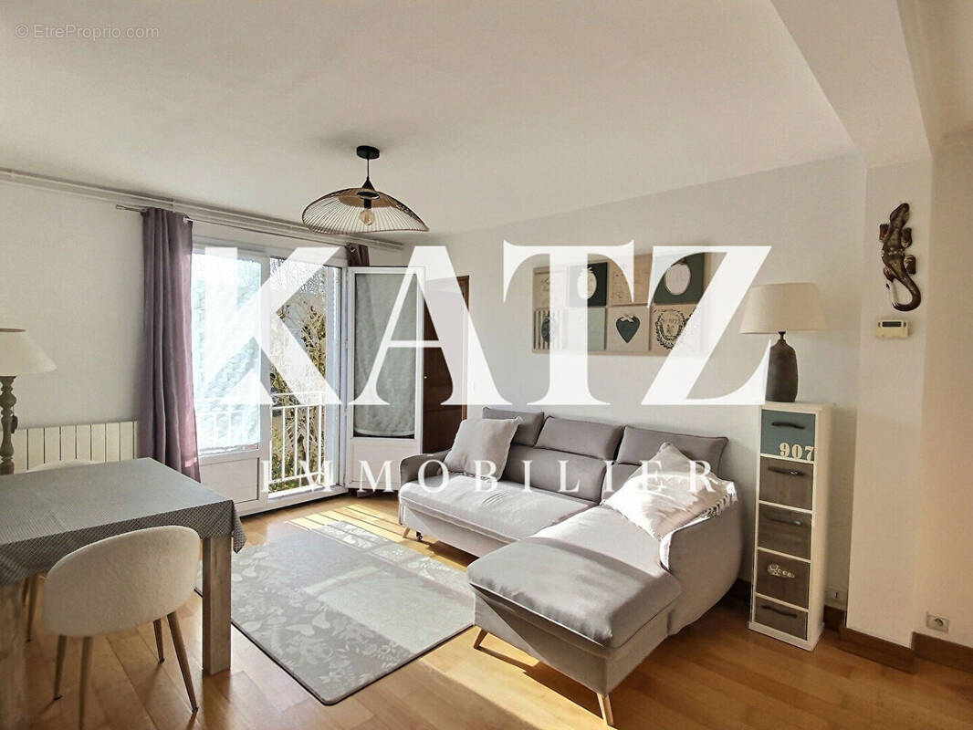 Appartement à GARCHES