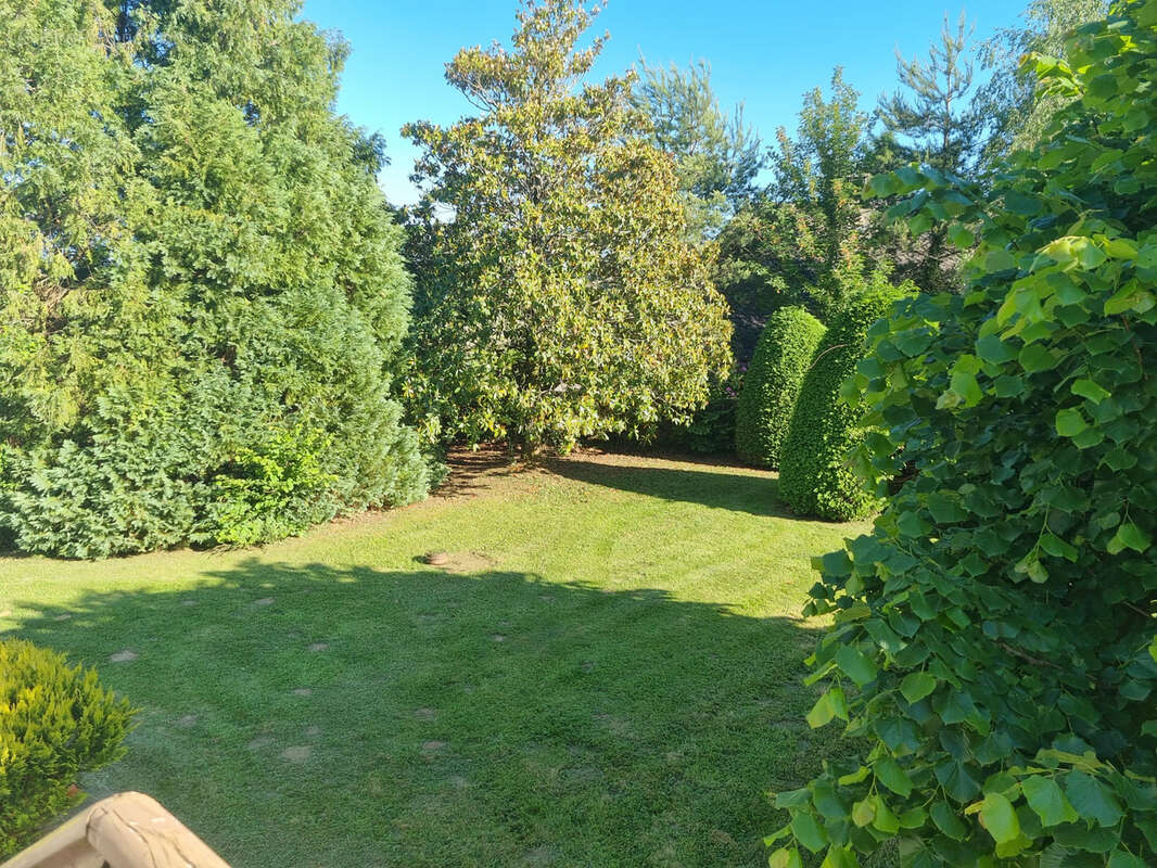 Maison à MERCOEUR