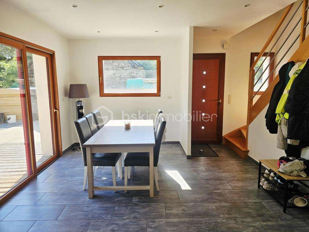 Maison contemporaine 150 m² – 4 chambres, suite parentale, double garage et grand terrain aux portes de Redon - photo 6
