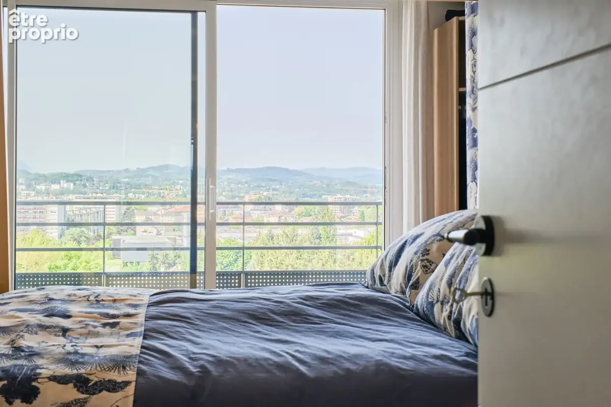Annecy le vieux dernier etage t5 vue lac - photo 15