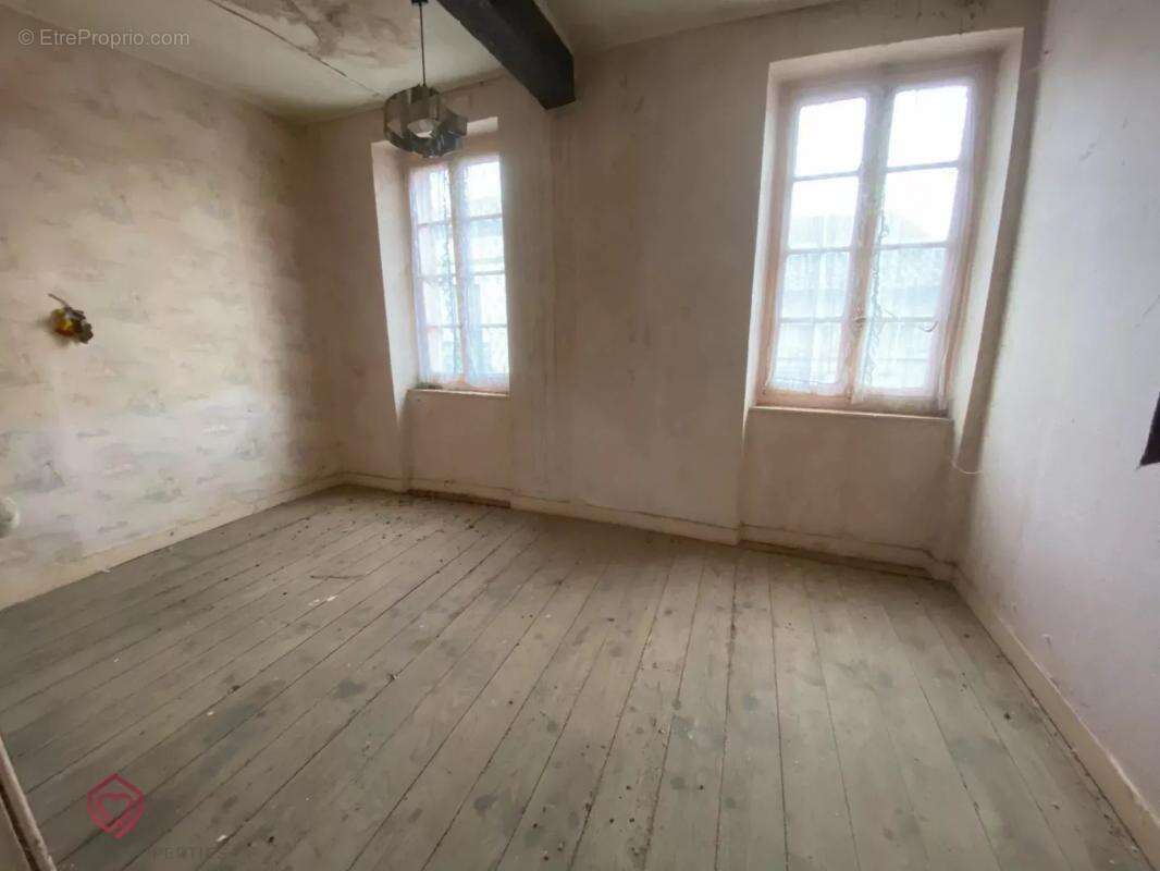 Maison à L&#039;ISLE-EN-DODON