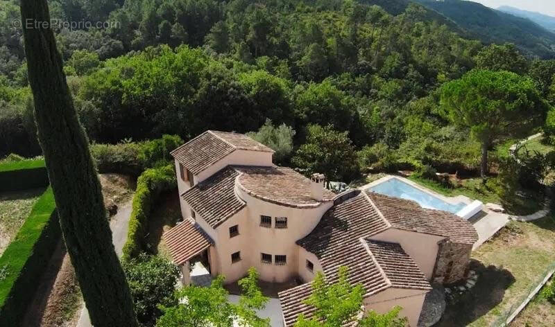 Maison à SAINT-SEBASTIEN-D'AIGREFEUILLE