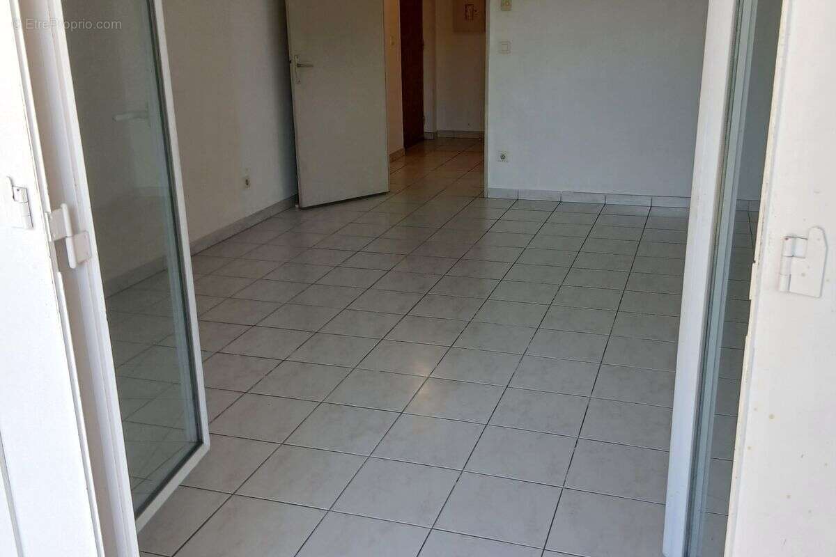 Appartement à MARSEILLE-9E