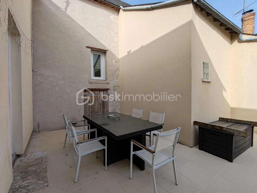 Maison à CHEVILLY
