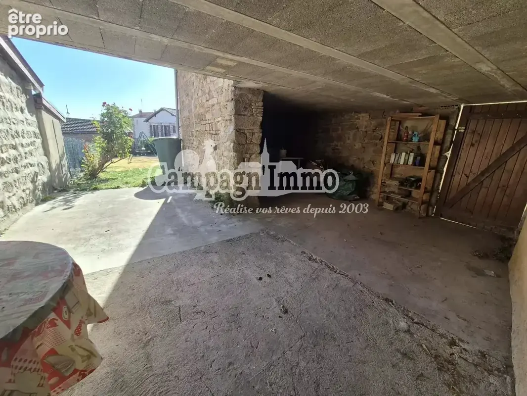 Charmante maison de village avec terrasse, terrain et dépendances - photo 8