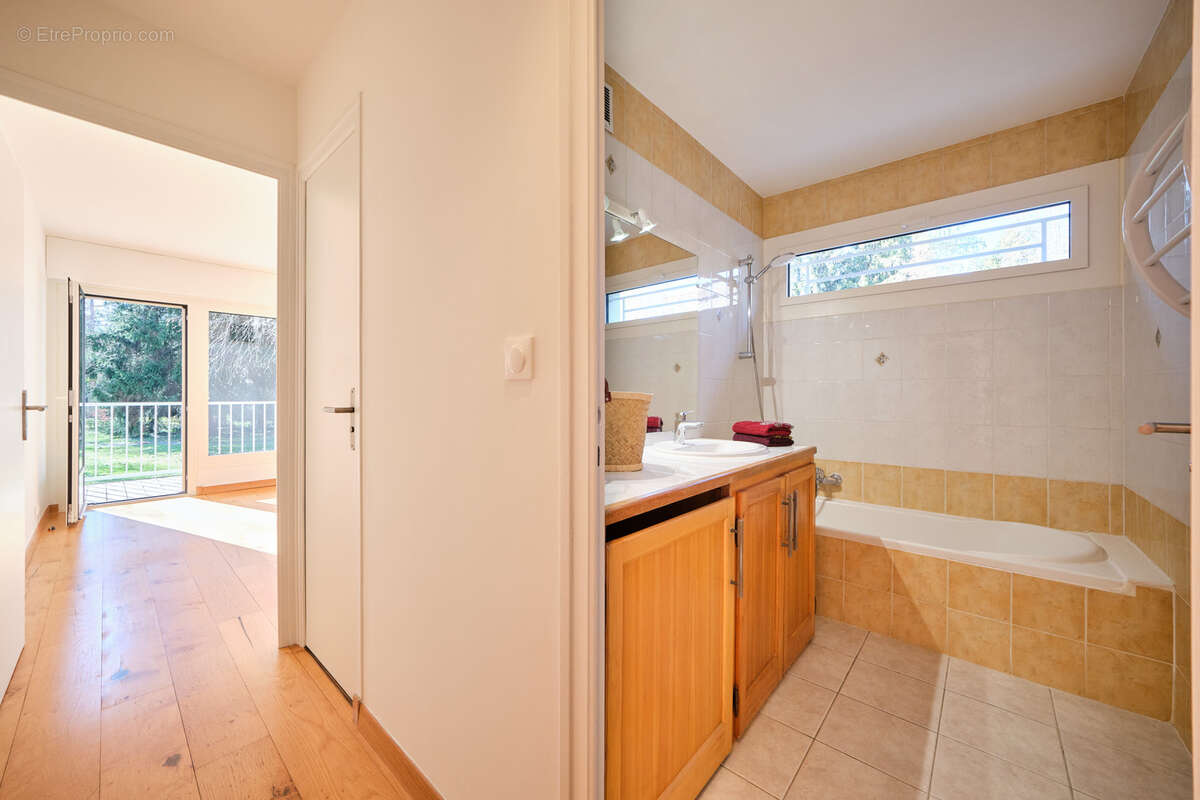 Appartement à ANNECY-LE-VIEUX