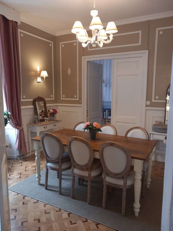 Maison à CORME-ROYAL