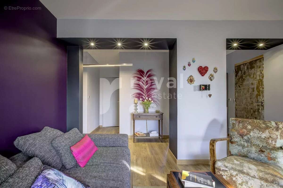 Appartement à VALBONNE