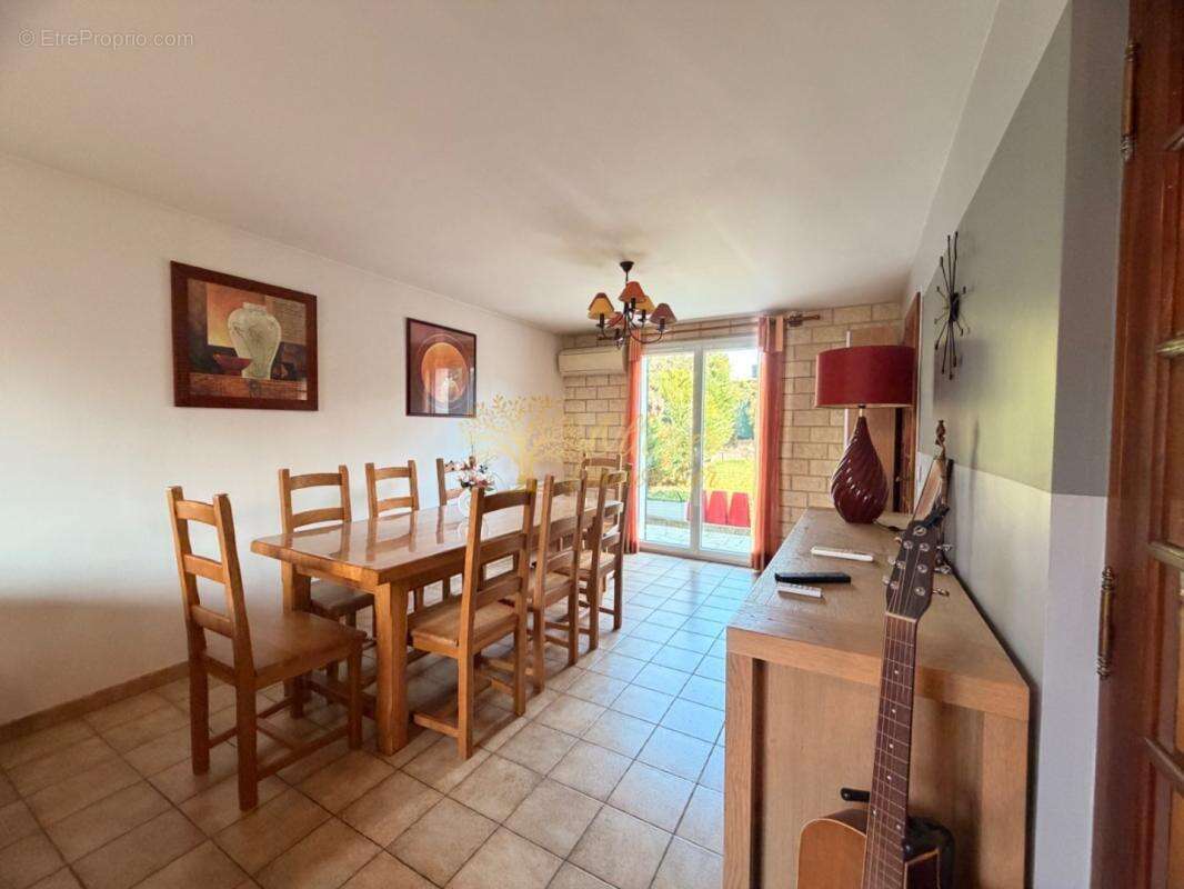 Maison à PONTAULT-COMBAULT