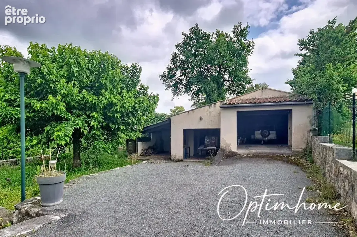 Maison de 223 m² avec vue dominante - photo 16