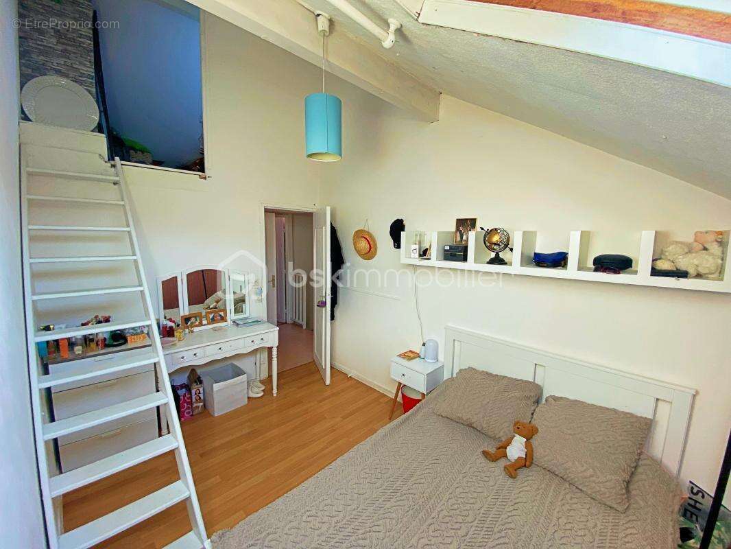  À saisir rapidement – Duplex F4 lumineux à Évry !  - photo 8