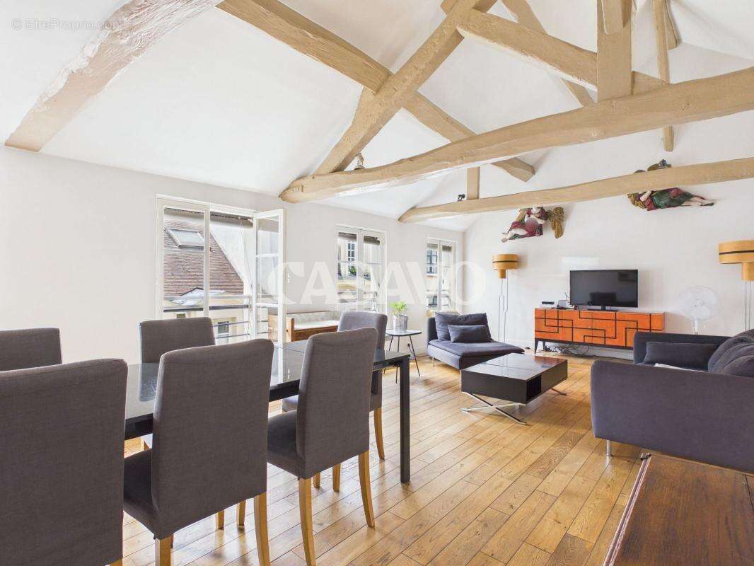 Appartement à PARIS-4E
